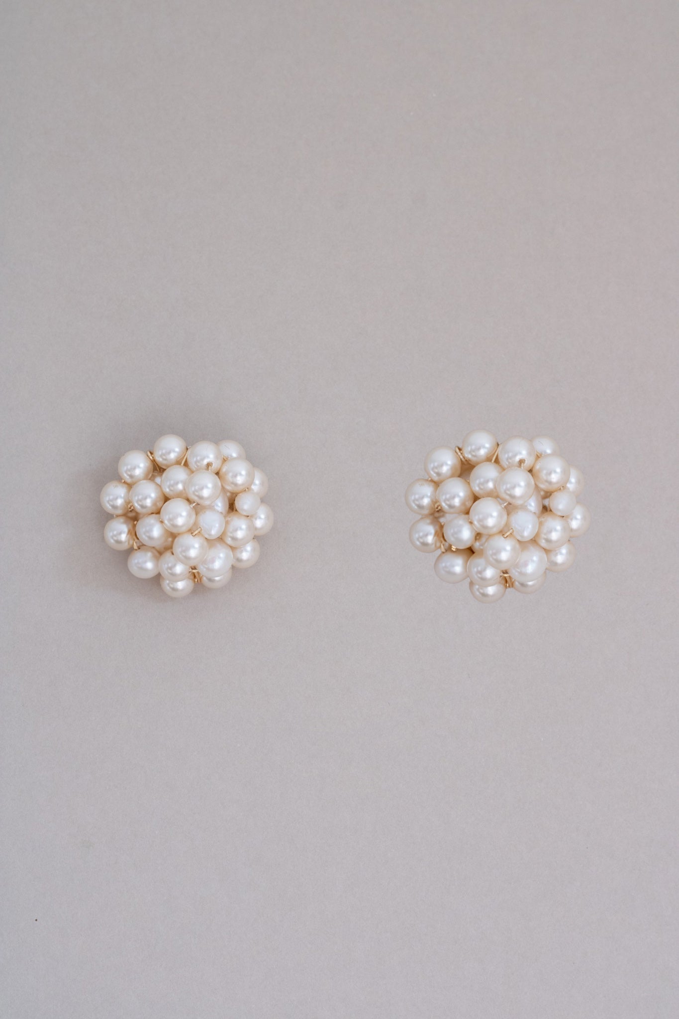 Lennon | oversized pearl studs