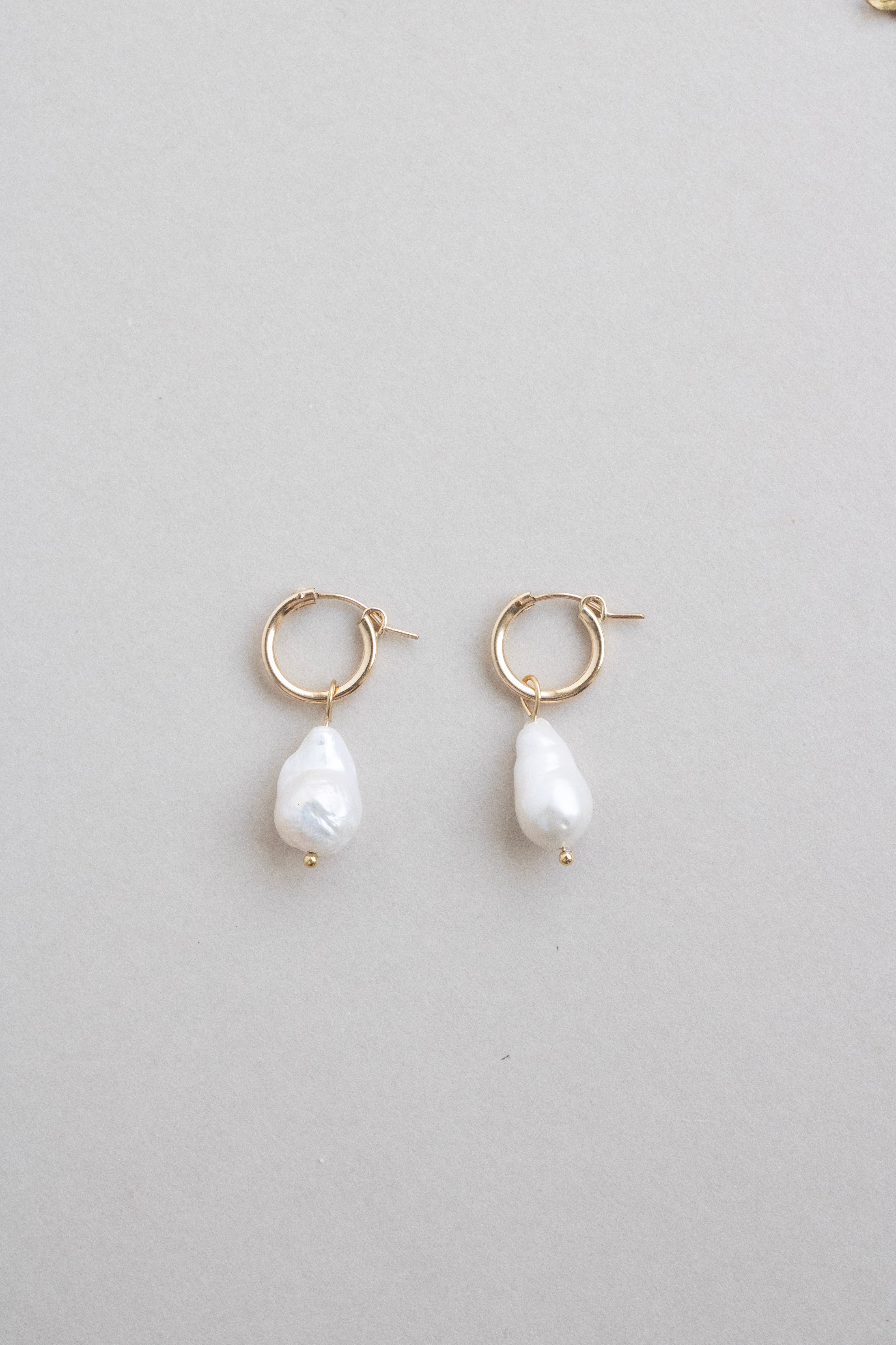 Goldie Hoops | real baroque pearl